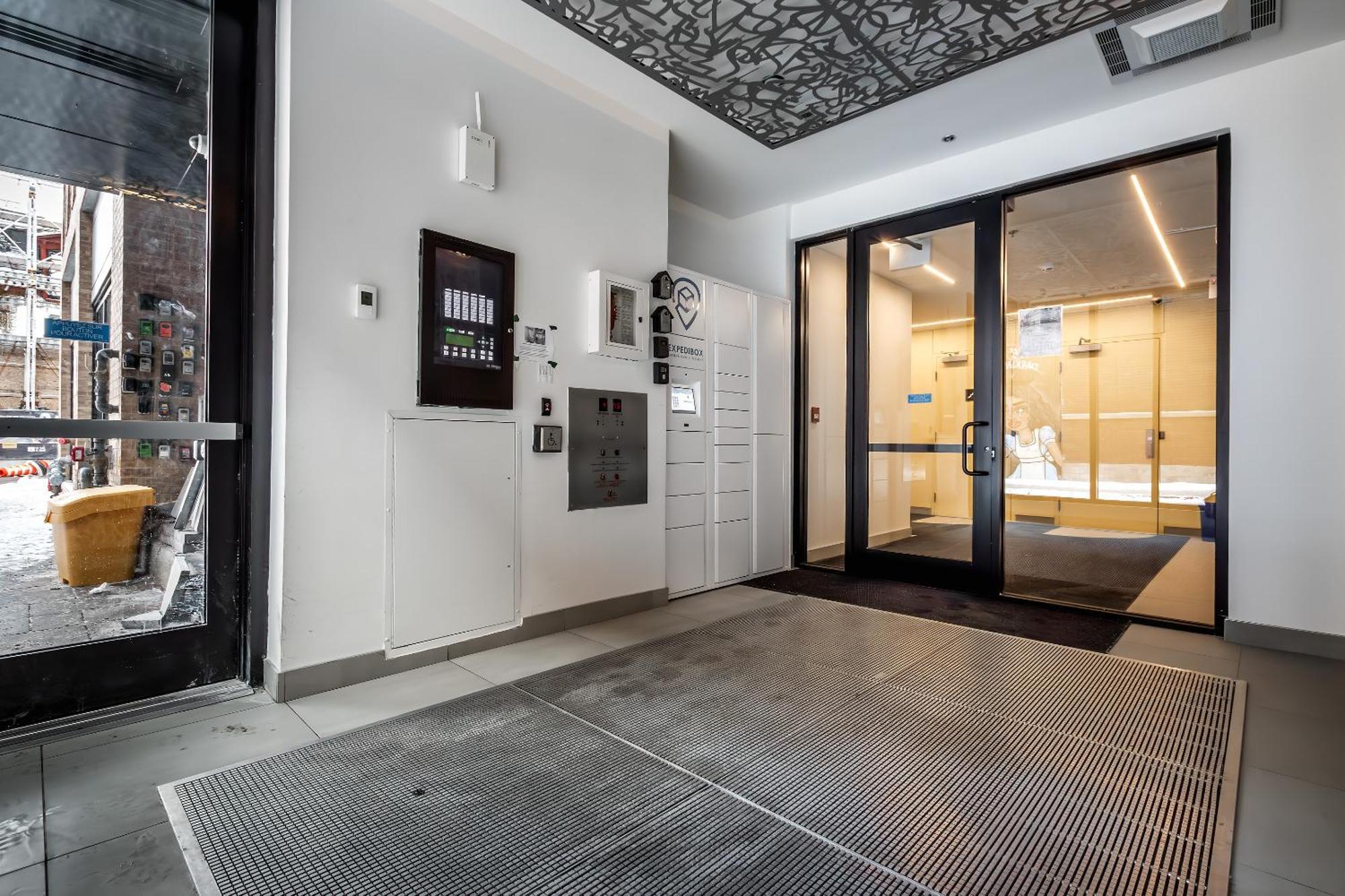 Magnifique Studio Au Centre-Ville A 5 Min A Pied De Tout 蒙特利尔 外观 照片